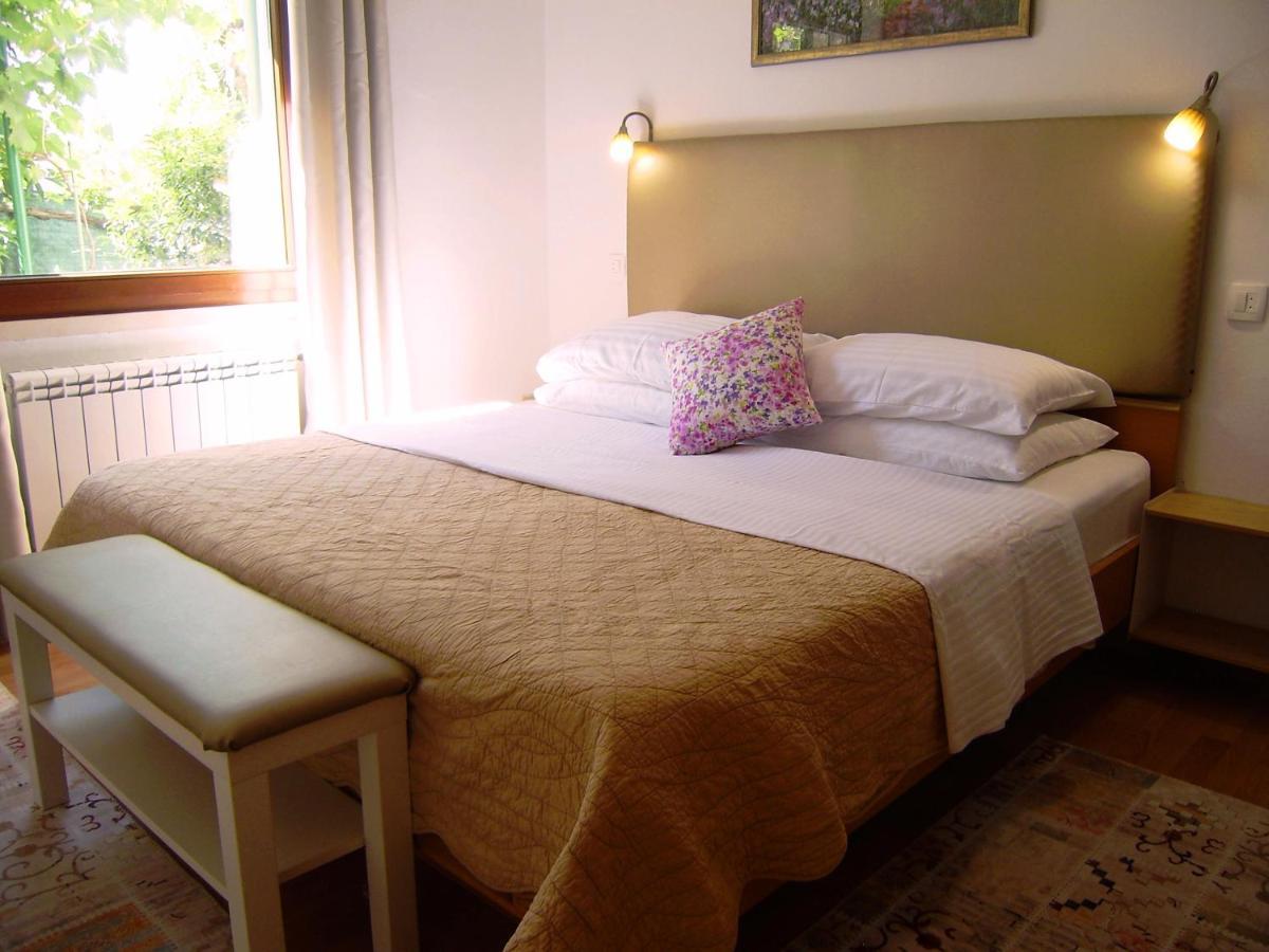 Apartments Iris Korčula Extérieur photo